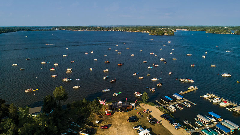 Chain O'Lakes Boating