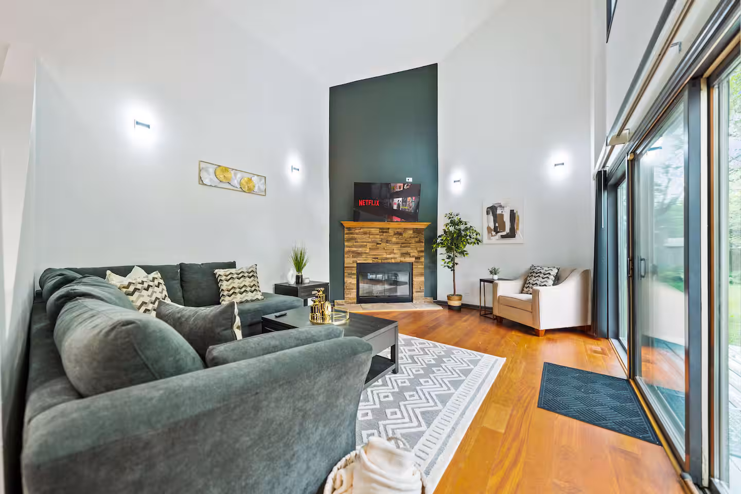 Manor Creek Property gallery image