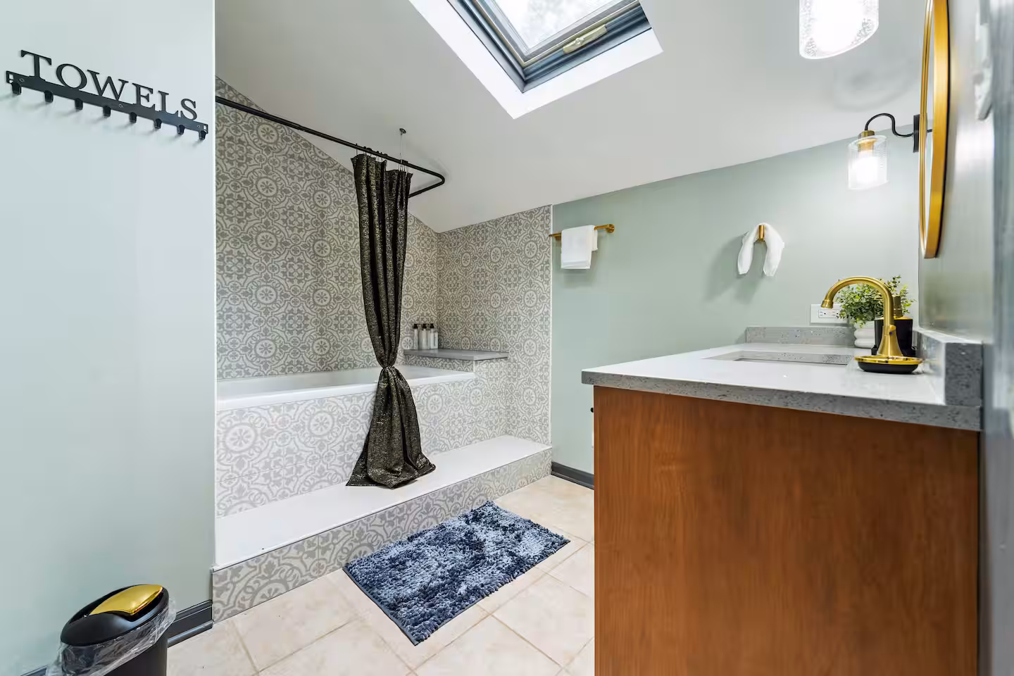 Manor Creek Property gallery image