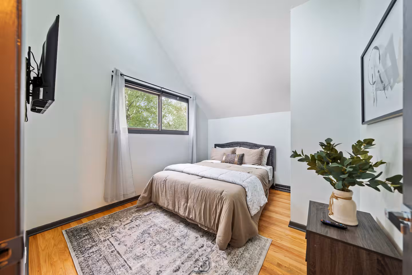 Manor Creek Property gallery image