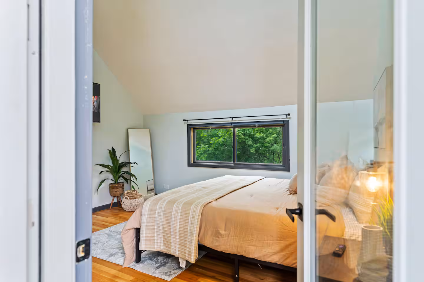 Manor Creek Property gallery image