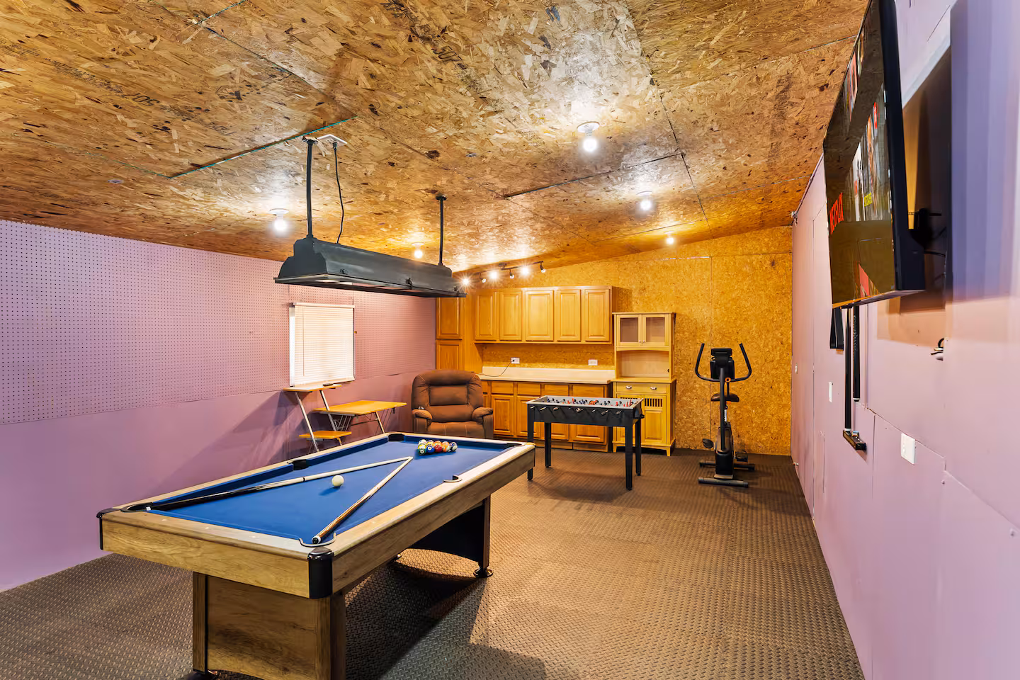 Manor Creek Property gallery image