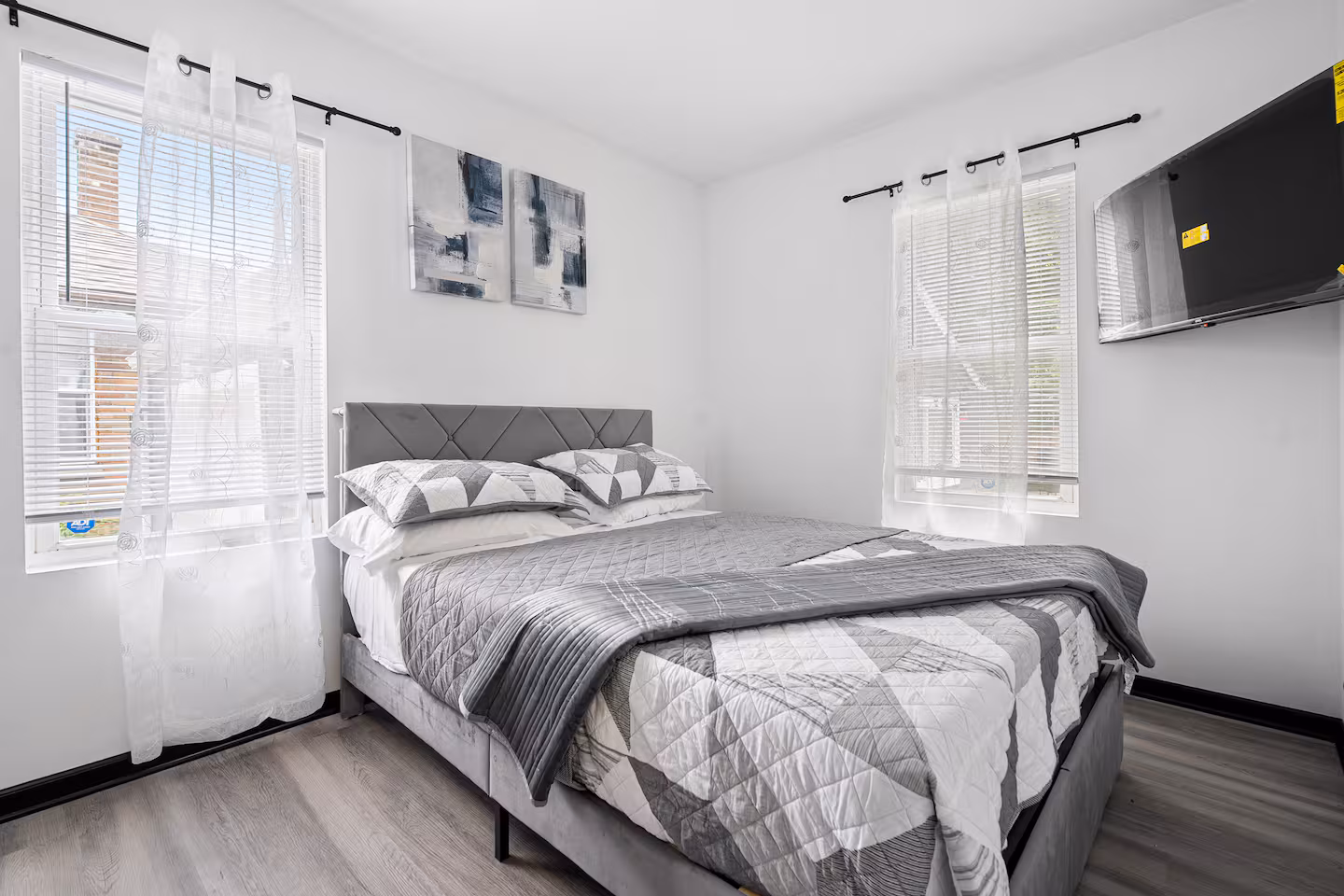 Great Lake Naval Base Property gallery image
