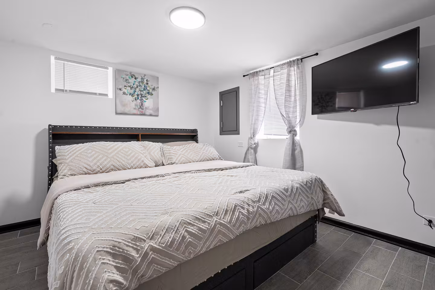 Great Lake Naval Base Property gallery image