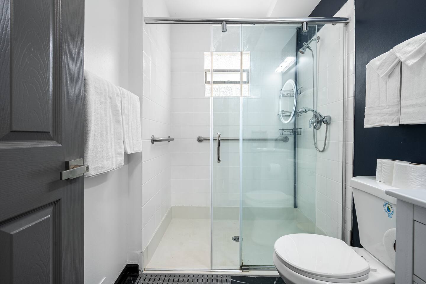 Great Lake Naval Base Property gallery image
