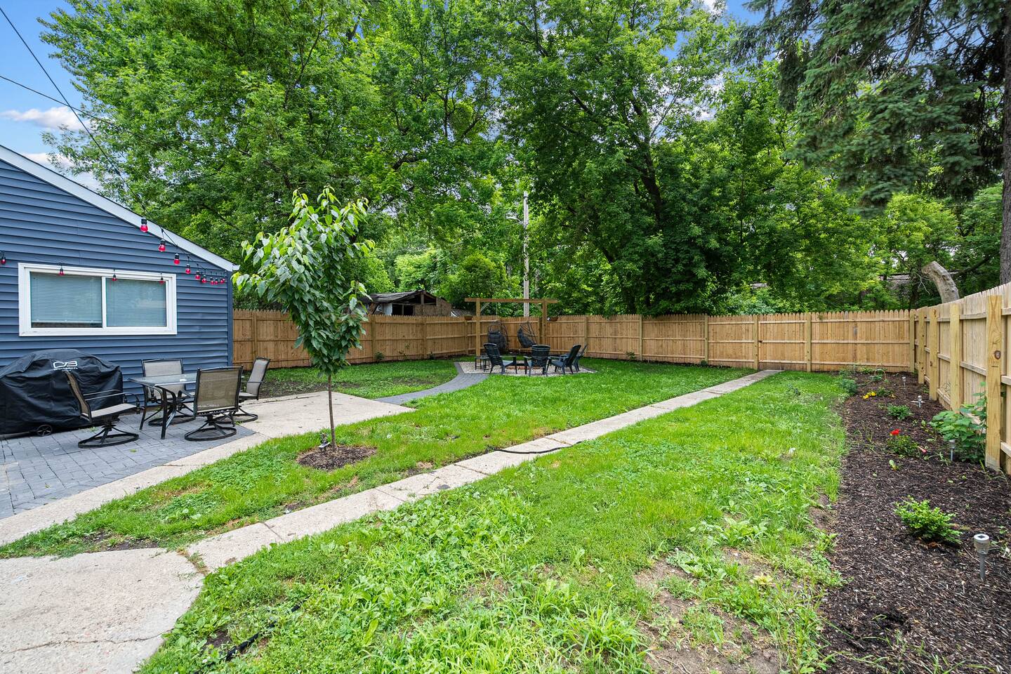 Great Lake Naval Base Property gallery image