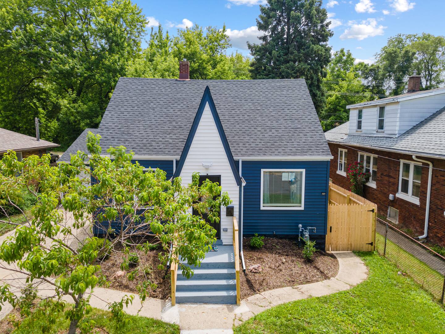 Great Lake Naval Base Property gallery image
