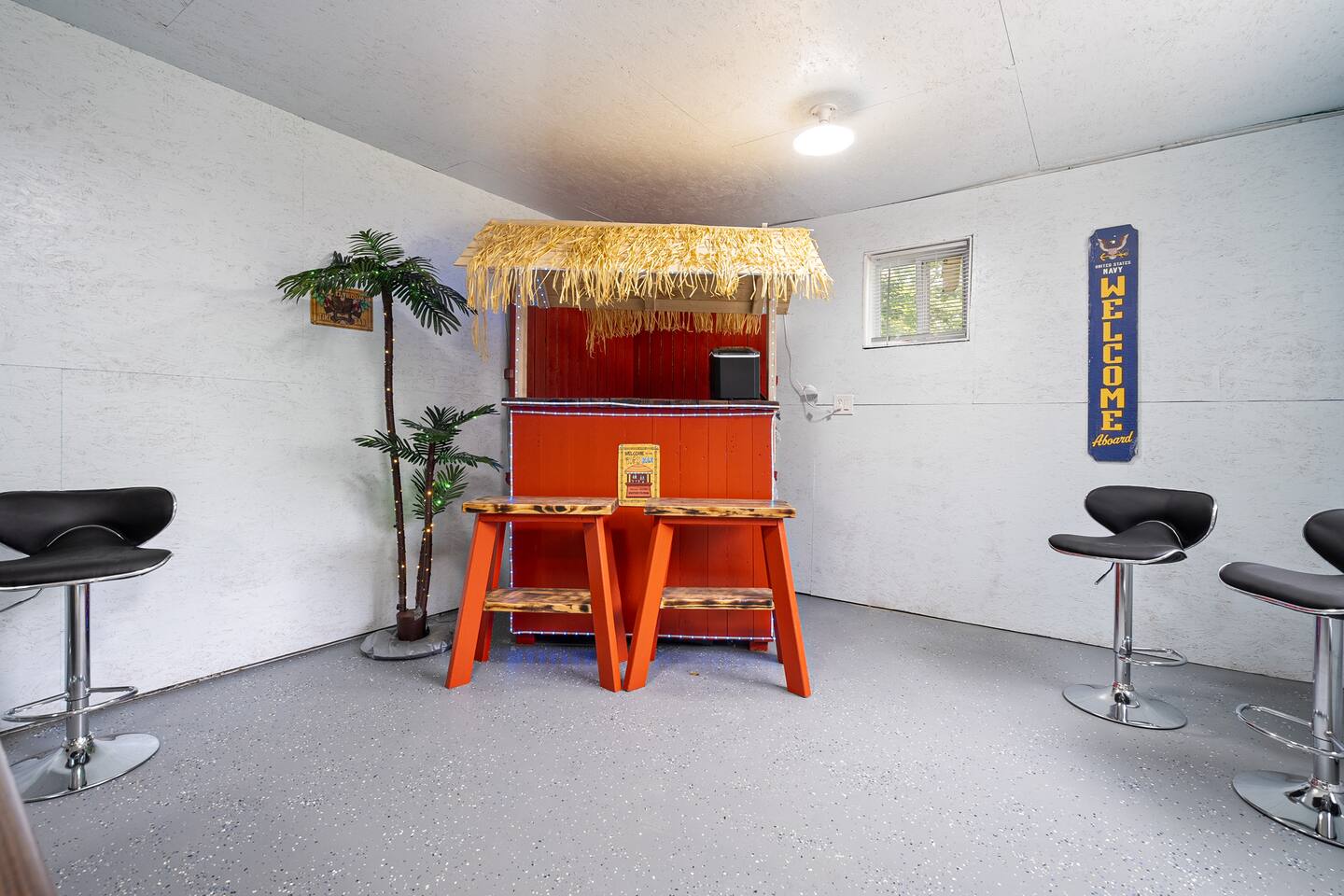Great Lake Naval Base Property gallery image