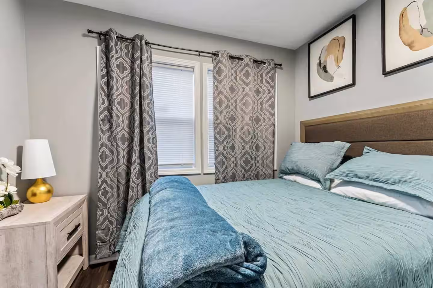 Gages Lake Property gallery image