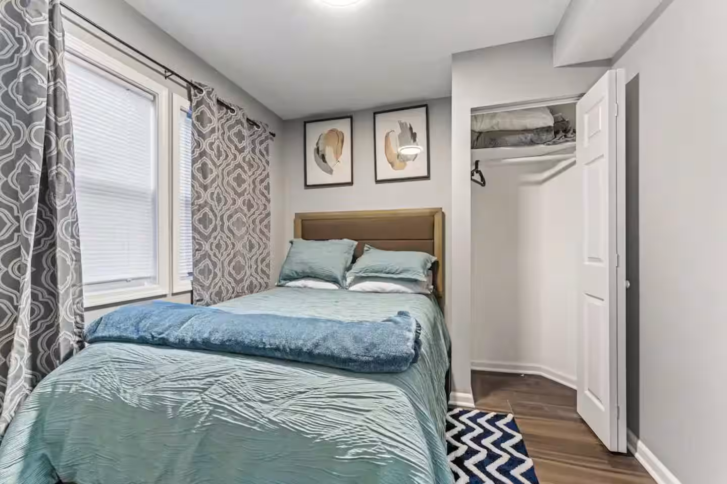 Gages Lake Property gallery image