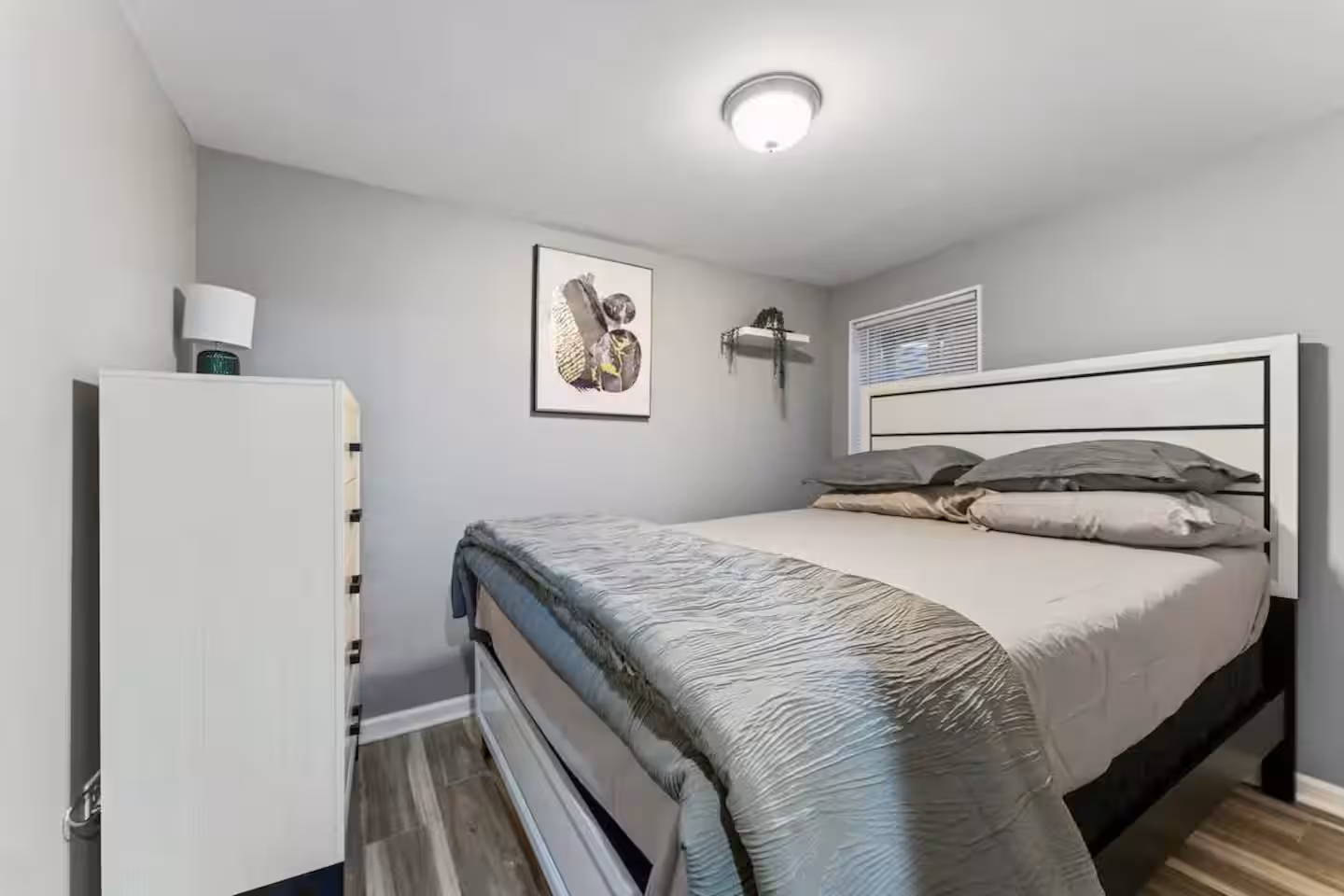 Gages Lake Property gallery image